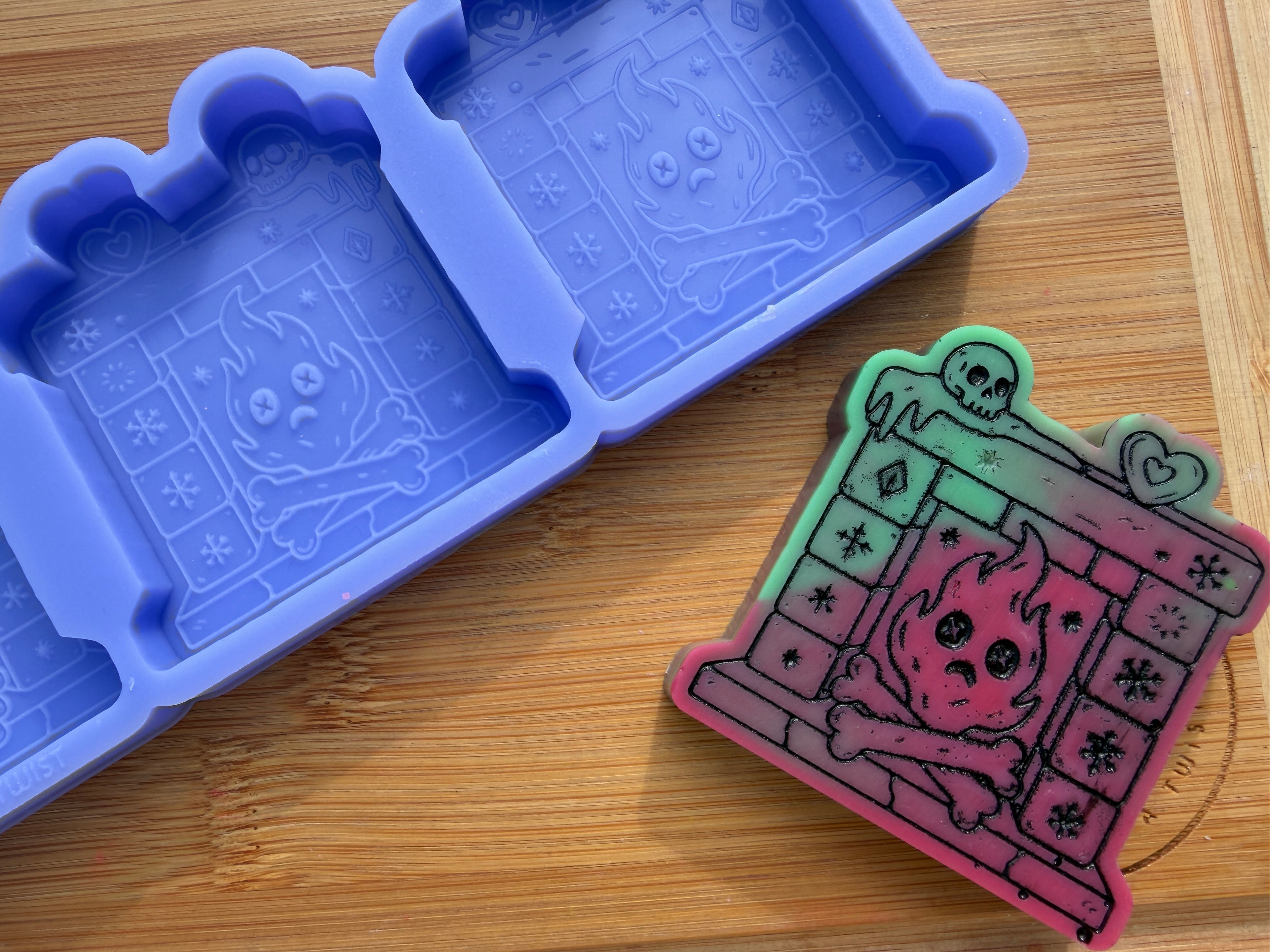 Spooky Christmas Fireplace Silicone Mold - 3 Cavities