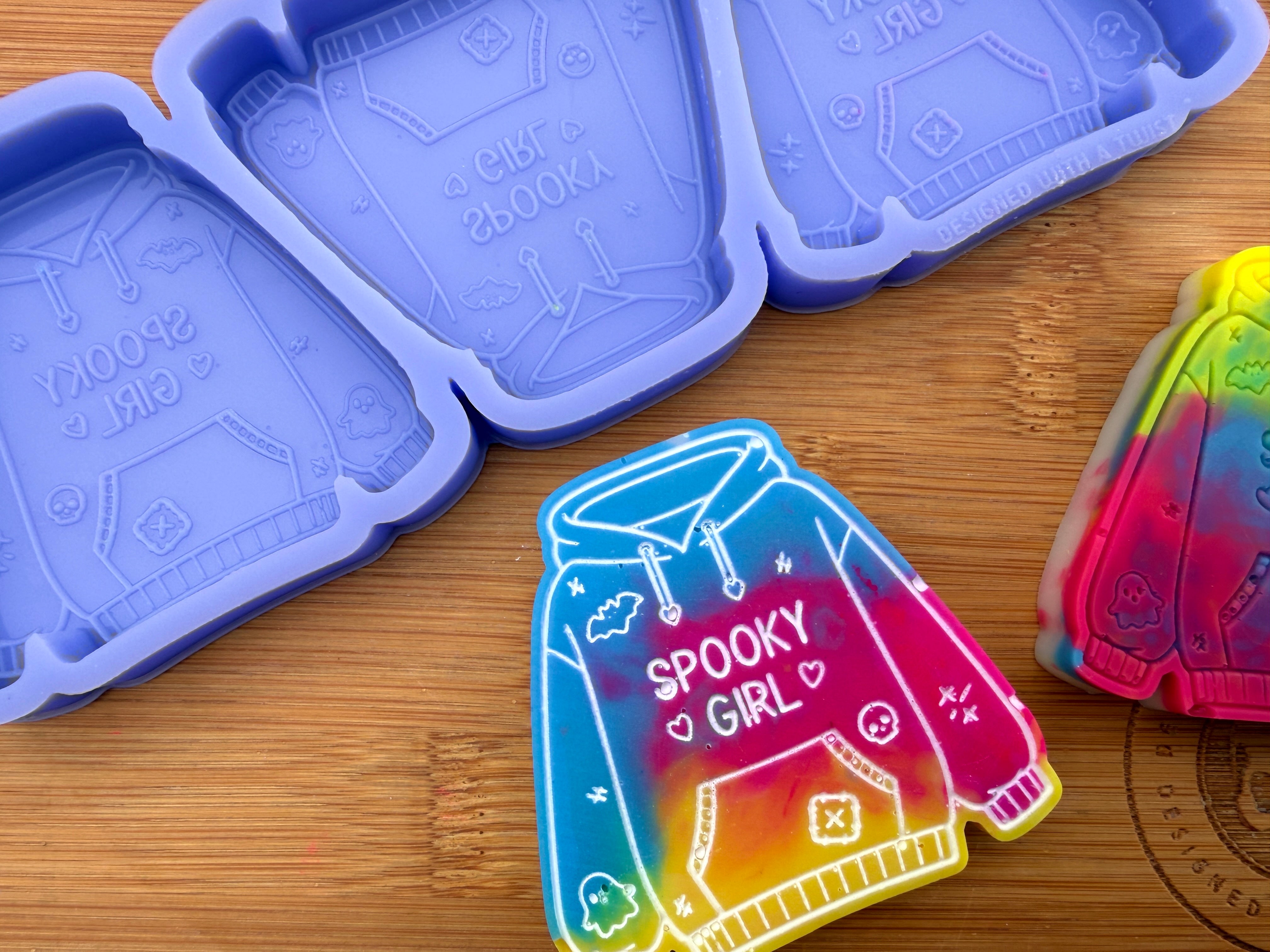 Spooky Girl Hoodie Silicone Mold - 3 Cavities