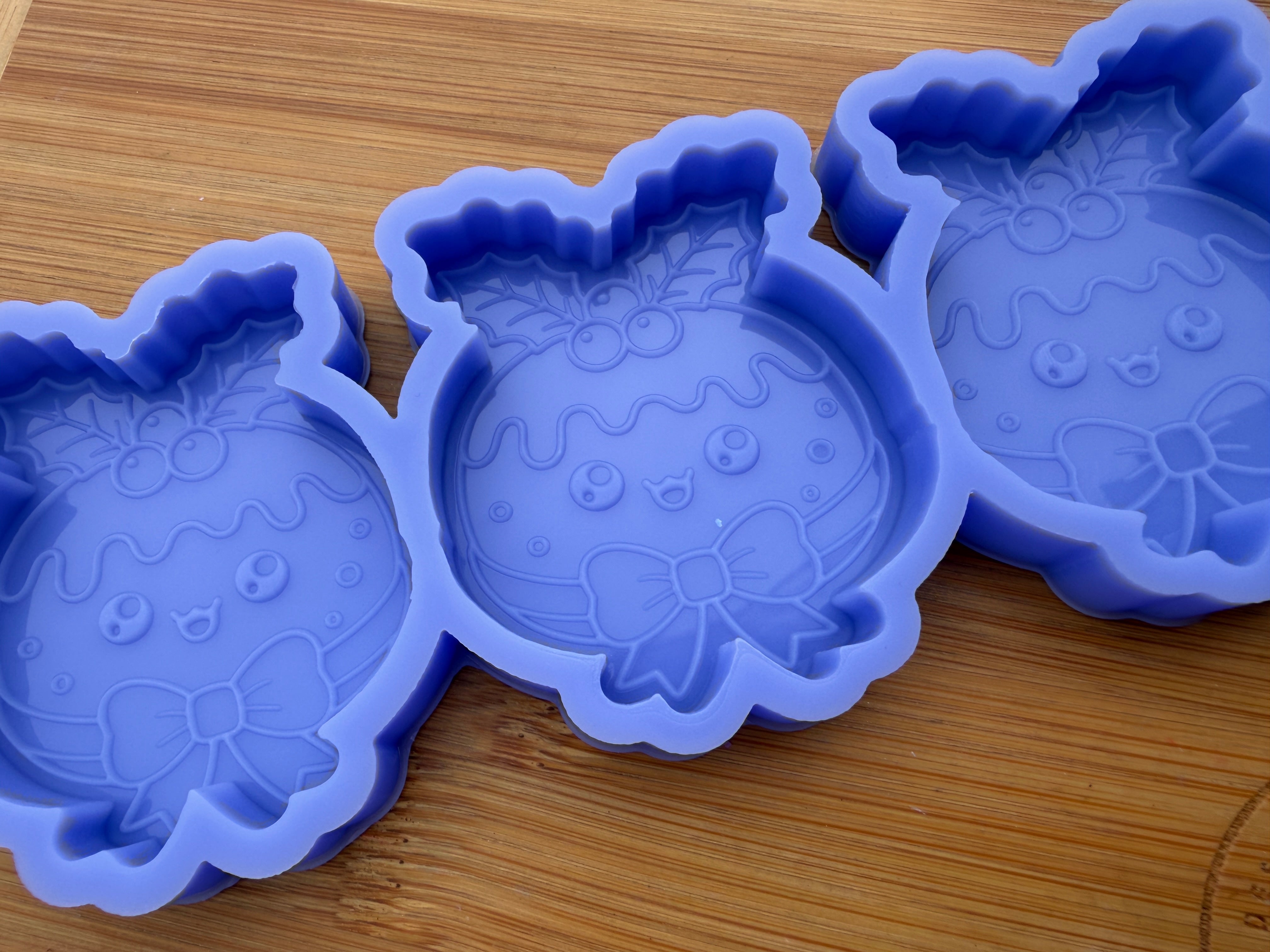 Cute Xmas Pud Silicone Mold - 3 Cavities