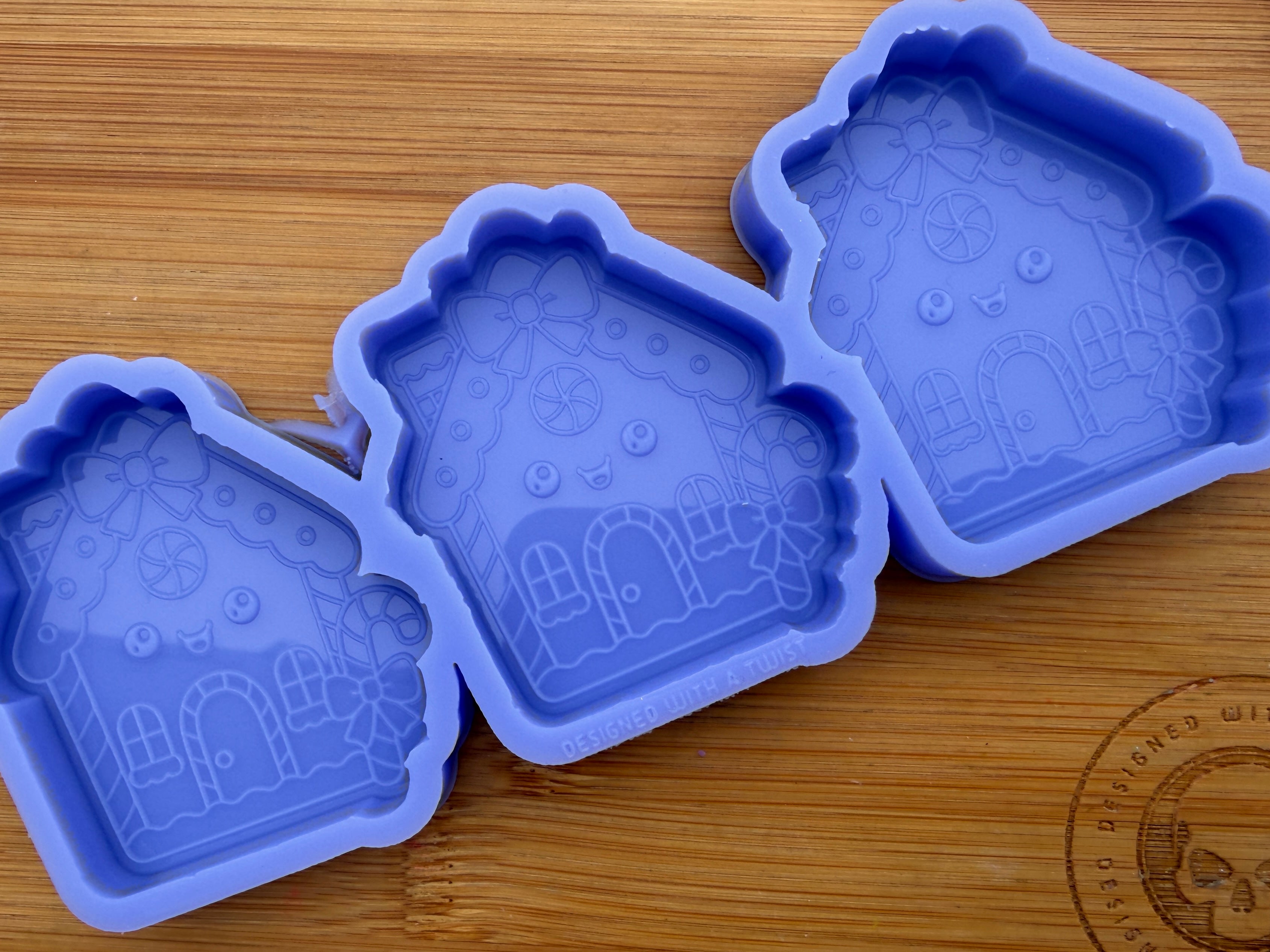 Cute Gingerbread House Silicone Mold - 3 Cavities