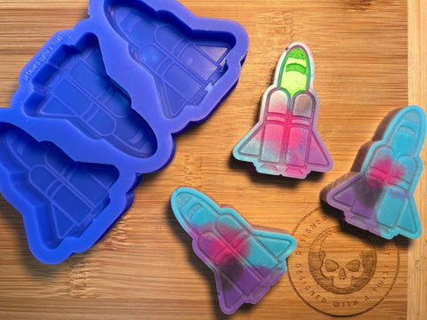 Spaceship Silicone Mold - Designed with a Twist - Top quality silicone molds made in the UK.