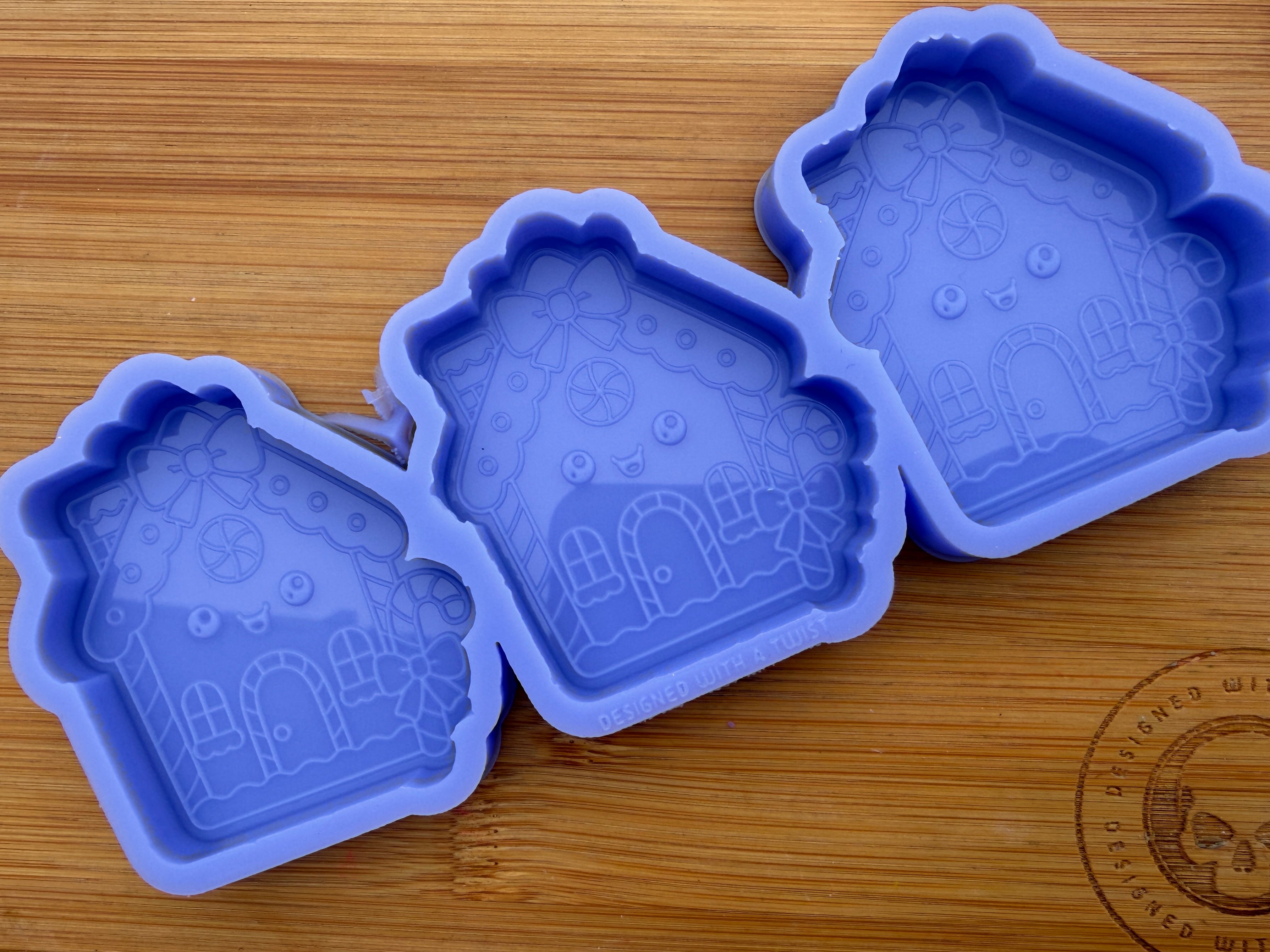 Cute Gingerbread House Silicone Mold - 3 Cavities