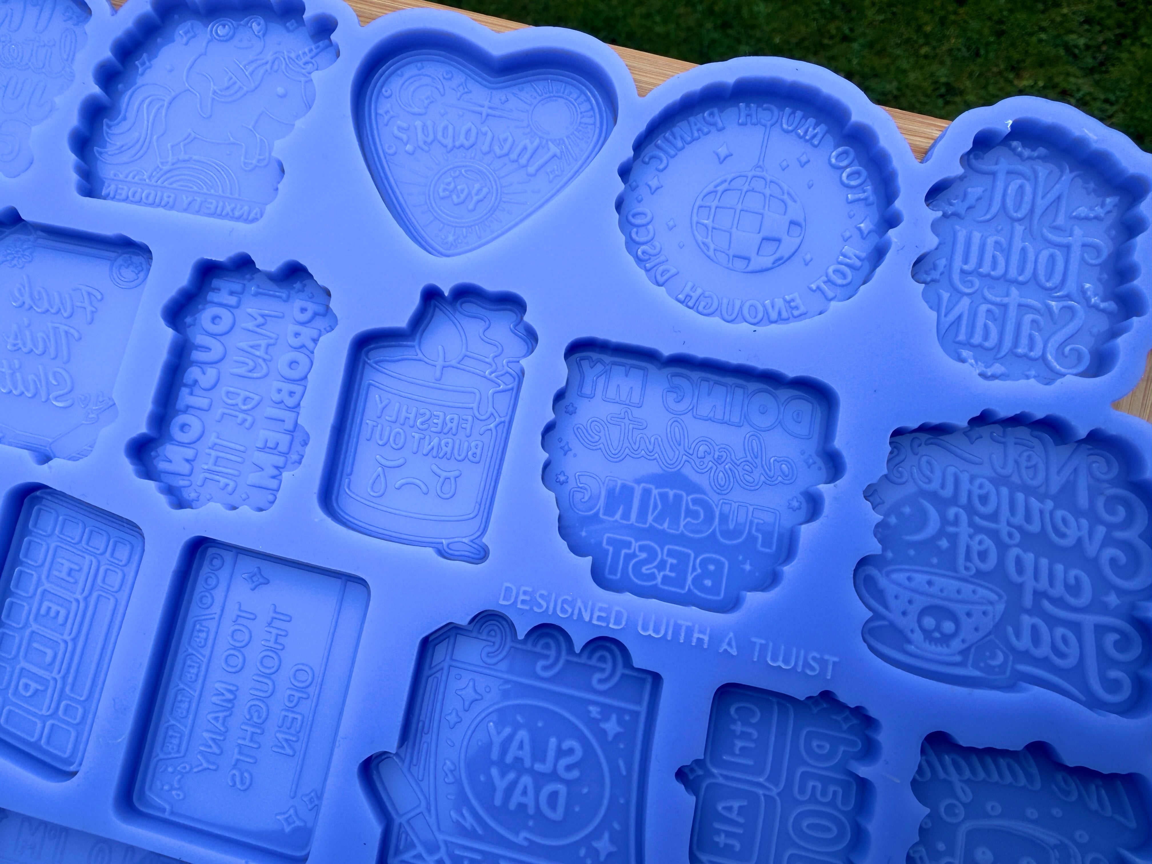 Dark Humour Topper Palette Silicone Mold