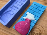 Spray Bottle Snapbar Silicone Mold - Designed with a Twist - Top quality silicone molds made in the UK.