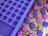 3d Paw Print Scrape n Scoop Wax Silicone Mold - Designed with a Twist  - Top quality silicone molds made in the UK.