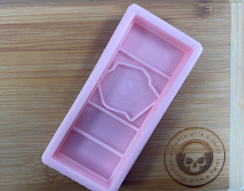 No Feet Snapbar Silicone Mold - Designed with a Twist  - Top quality silicone molds made in the UK.