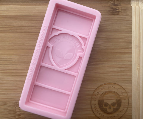 I Believe Snapbar Silicone Mold - Designed with a Twist  - Top quality silicone molds made in the UK.